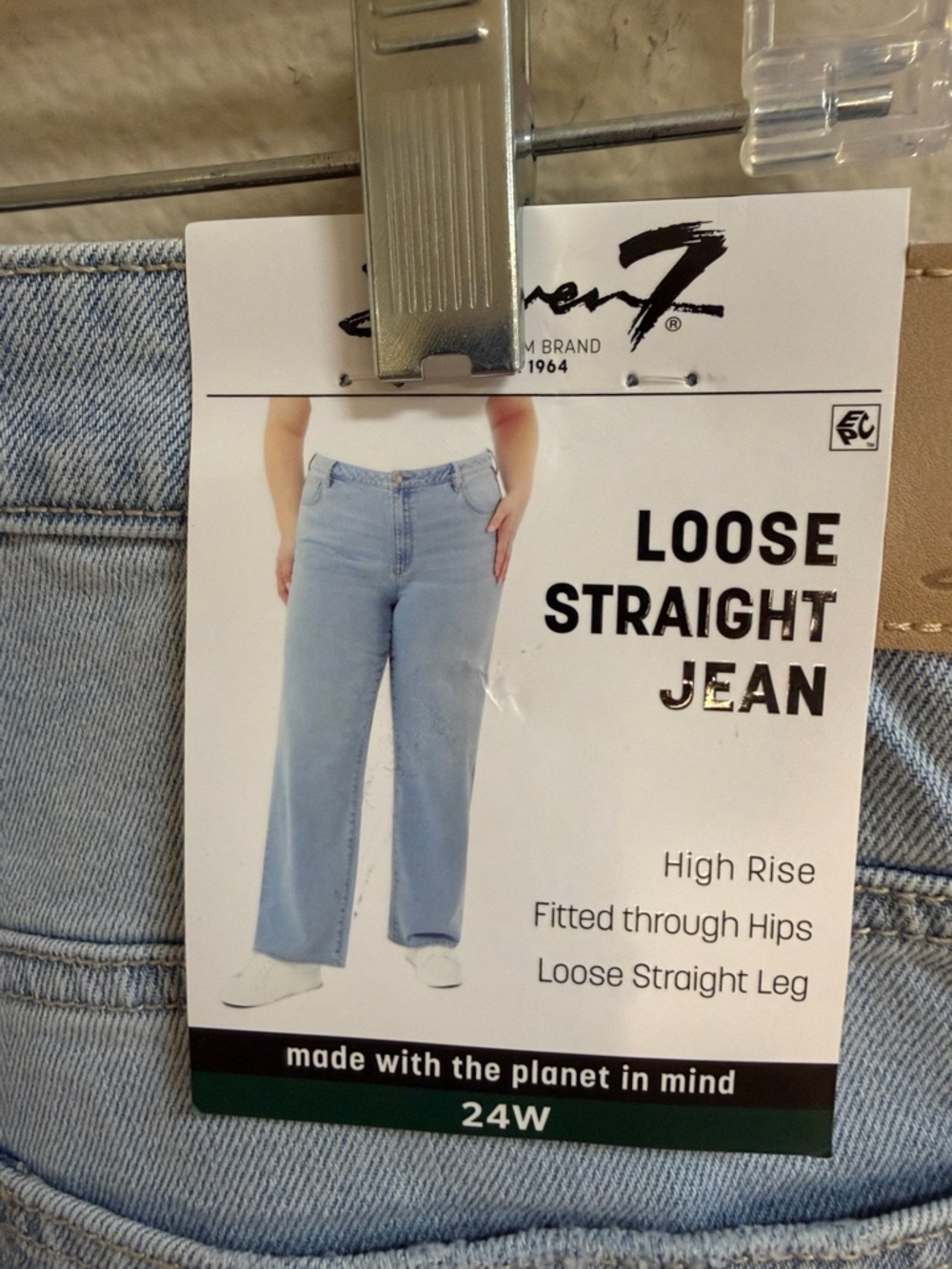 NWT Size 24W Seven7 Loose Straight Jean